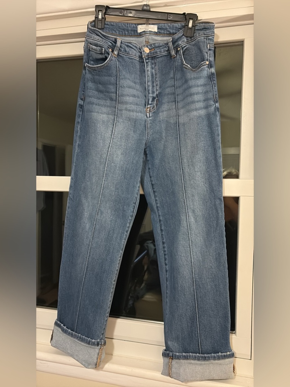 Risen Wide Leg Cuff Jeans Size 15